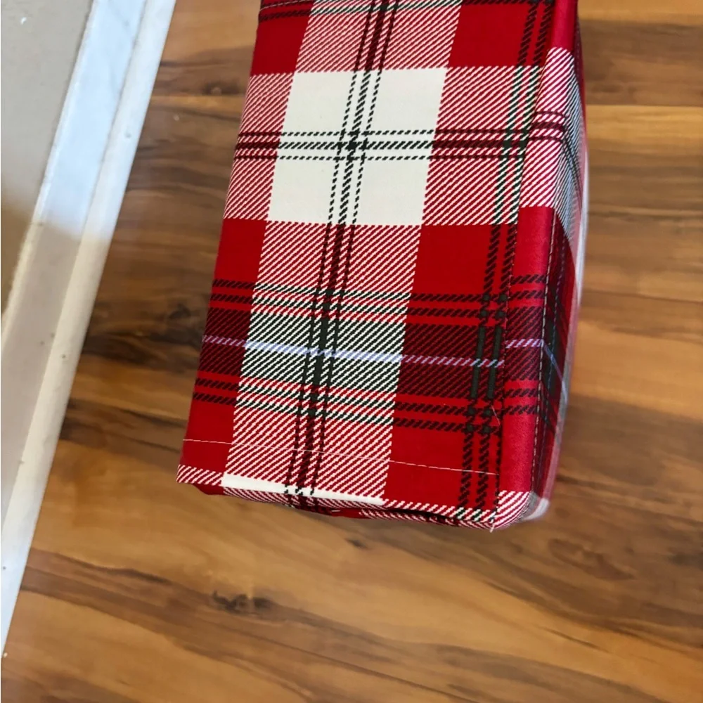New Target Plaid queen sheet bedding  set Red, White green - Picture 2 of 4